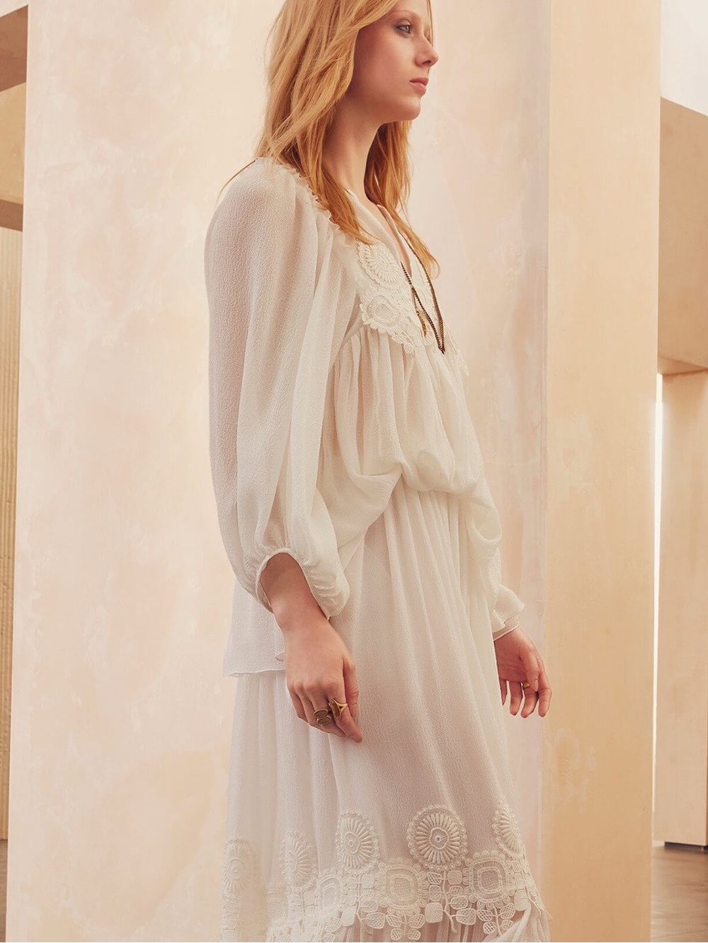 Chloé Resort 2017 Runway Look 21 Ivory Silk Embroidered Blouse Top – FR 34